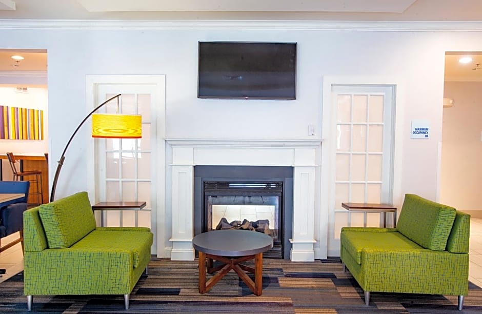Holiday Inn Express Hotel & Suites Bethlehem Airport/Allentown area By IHG