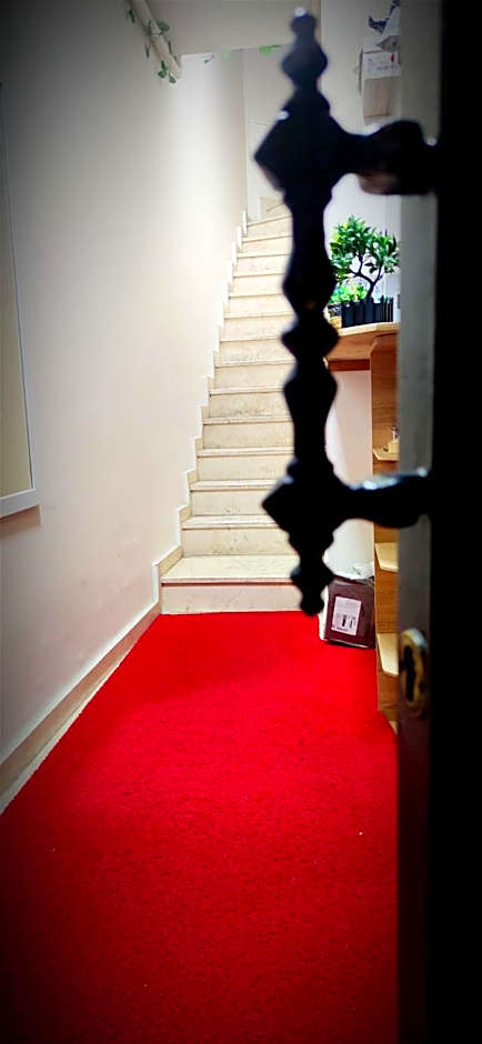 Mimoza İstiklal Apart Hotel