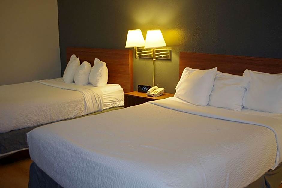 Econo Lodge El Paso, IL