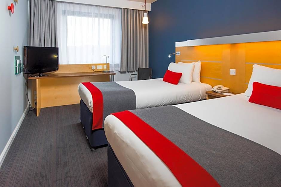 Holiday Inn Express Hemel Hempstead By IHG