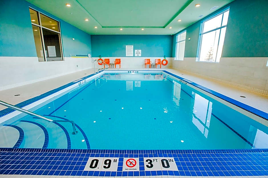 Holiday Inn Express & Suites West Edmonton-Mall Area By IHG