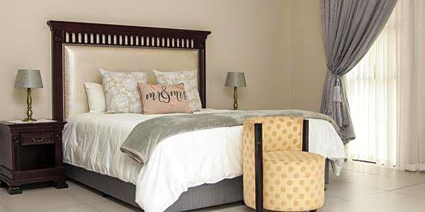 Foto 1 daripada 9 — Superior 1 King Bed