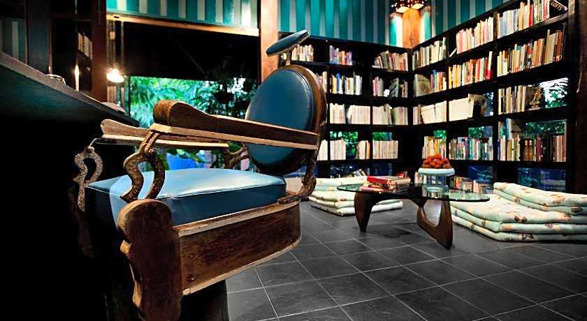 Chandra Residence, luxury, warmth and playfulness!