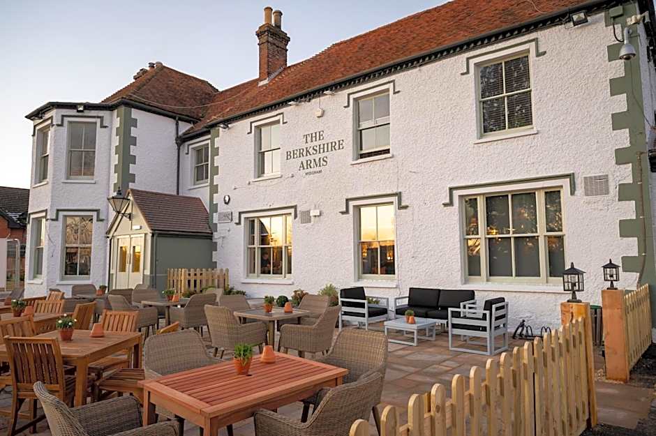 Berkshire Arms by Chef & Brewer Collection