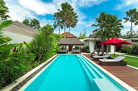 Chandra Bali Villas