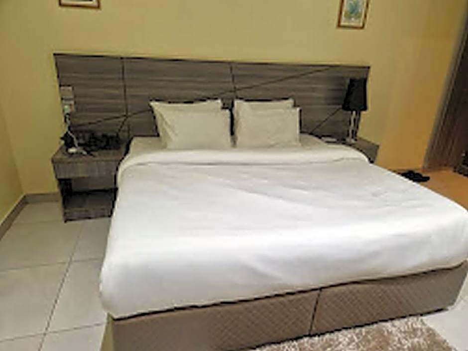 Eleventh House Hotel & Suites Ibadan