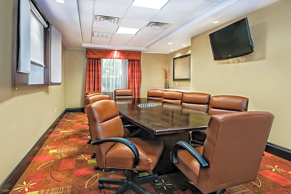 Holiday Inn Express & Suites Cotulla By IHG