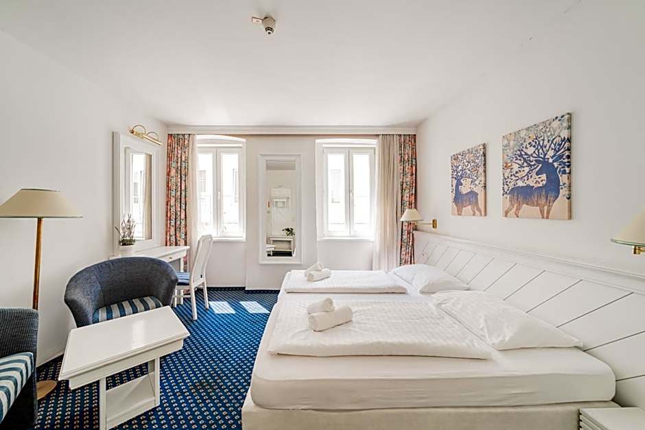 Self-Check-In Hotel Adlon