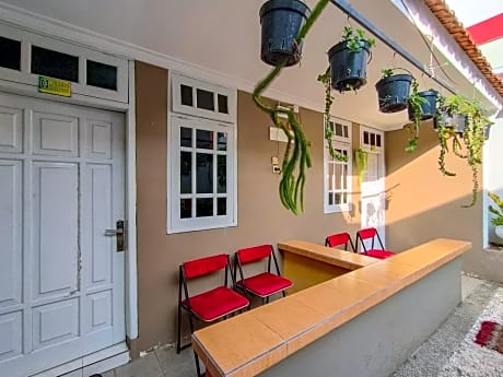 RedDoorz @ Oro Oro Ombo Batu