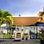 Warm Mineral Springs Motel