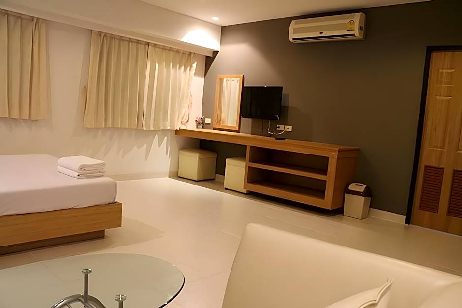 Sena House Paholyothin 30