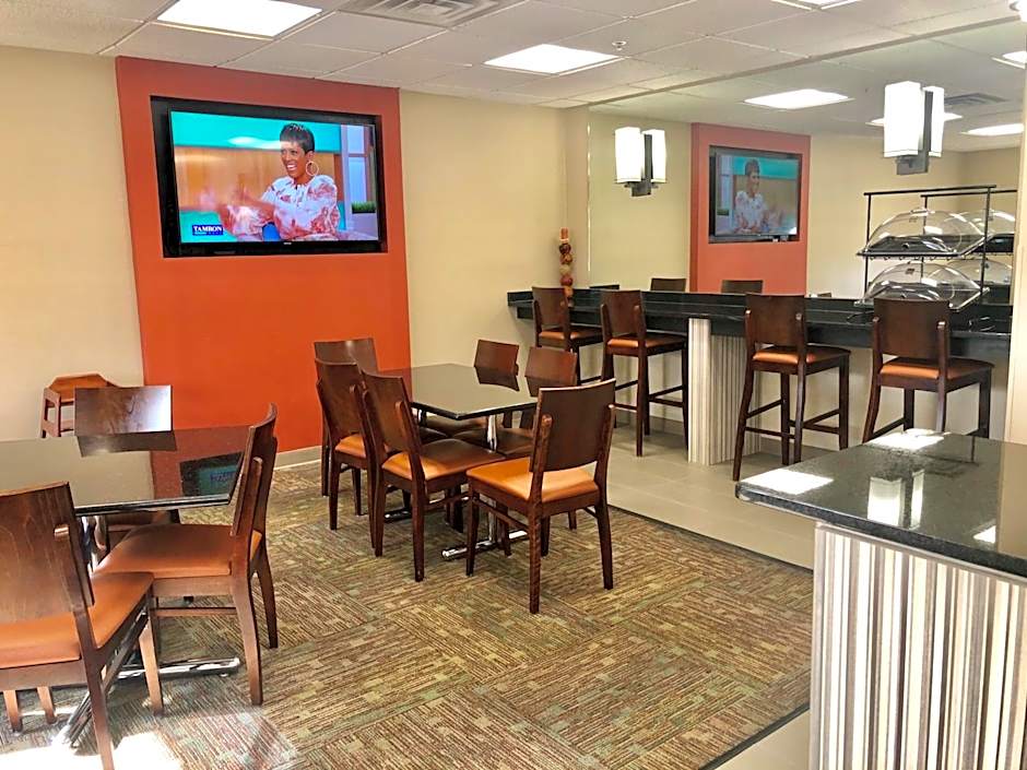 Ramada Limited Mount Sterling