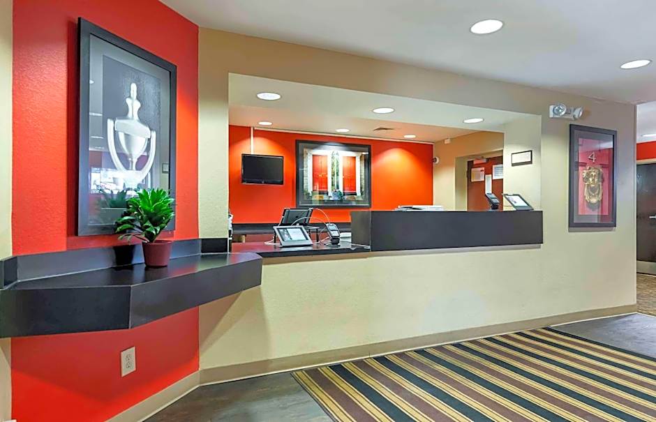 Extended Stay America Suites - Chicago - Skokie