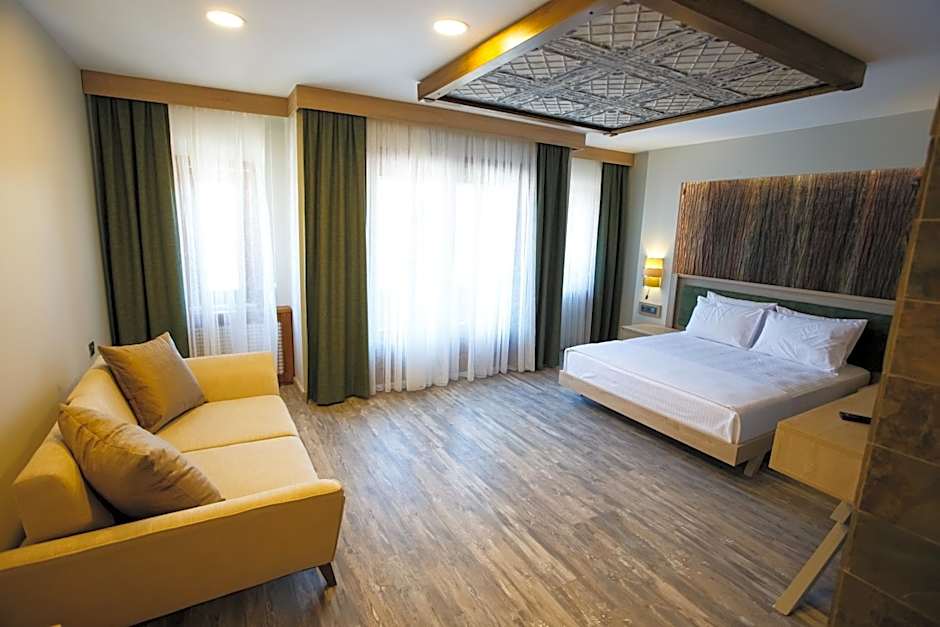 Photo 1 of 4 of Family Suite