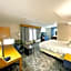 Ashbourne Hotel Canton/Hall of Fame I-77