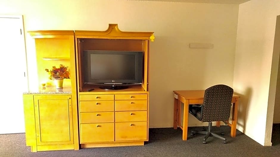 Parkway Inn
