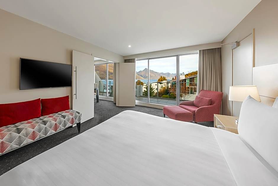 Crowne Plaza Queenstown By IHG