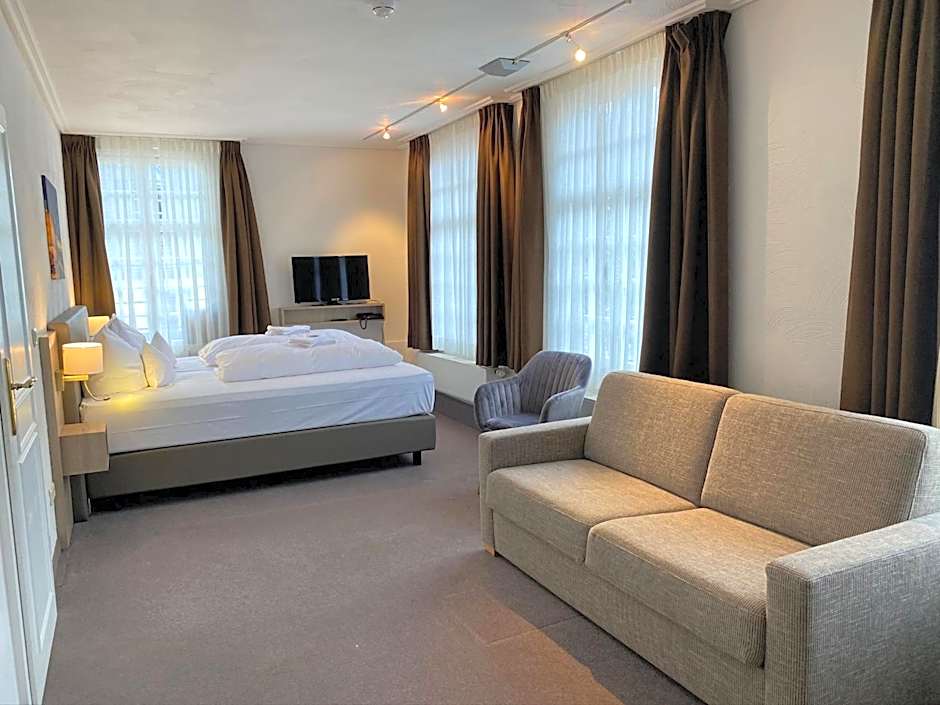 Horchem Hotel-Restaurant-Cafe-Bar