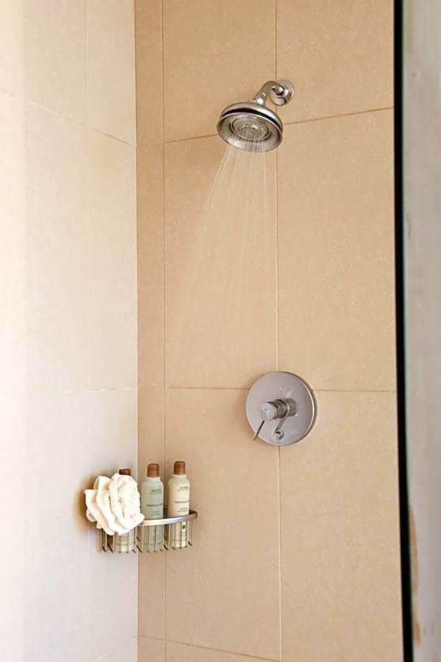 The Holman Grand Hotel