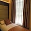 Glendale Hyde Park Hotel