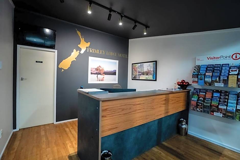 Frimley Lodge Motel - with Airport Shuttle service- Best Location in Town