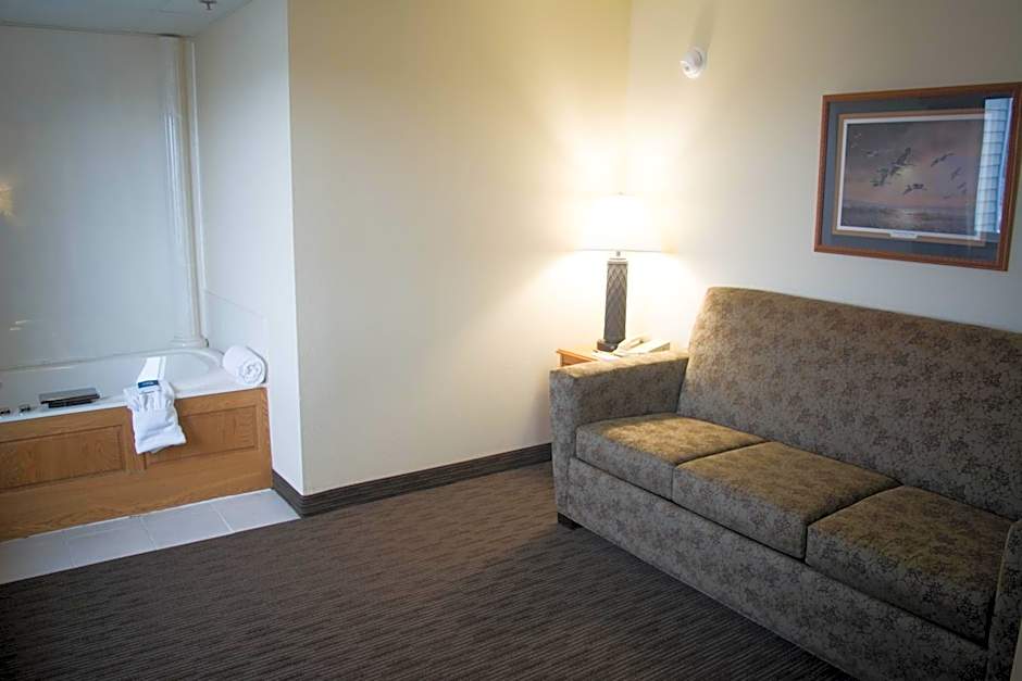 AmericInn by Wyndham Madison SD