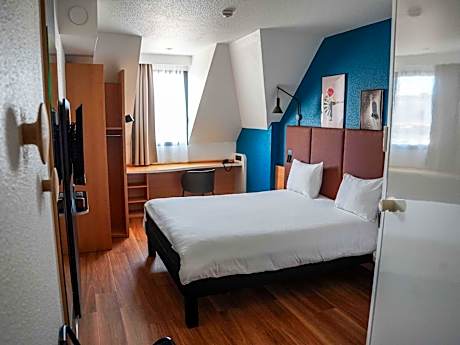 Standard Double Room with Harbor View