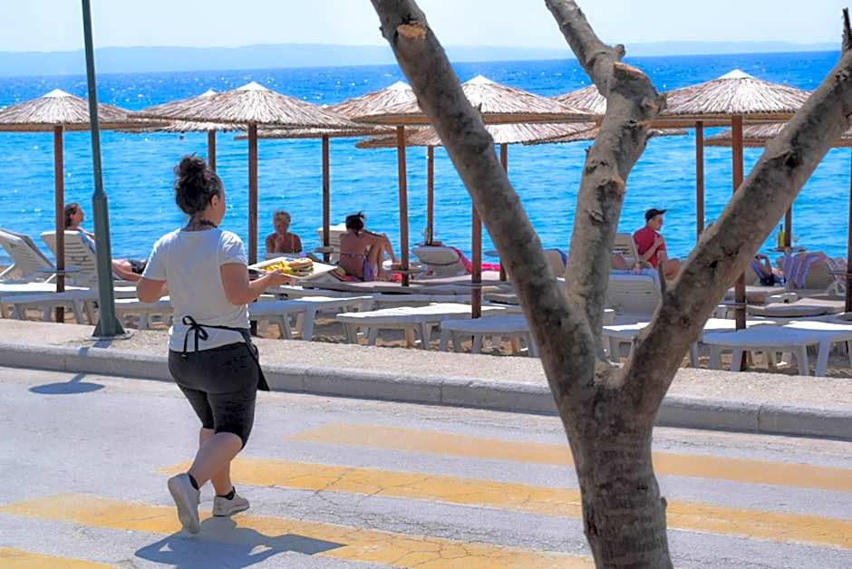 Meliton Inn Hotel & Suites by the beach