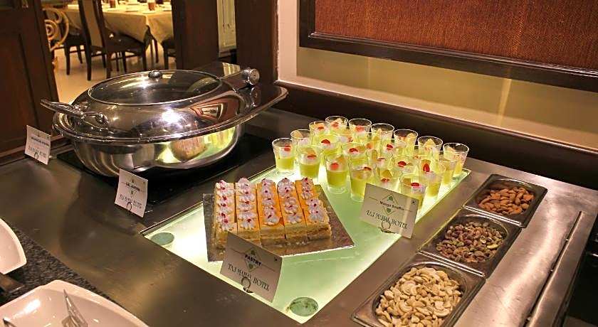 Taj Mahal Hotel Abids