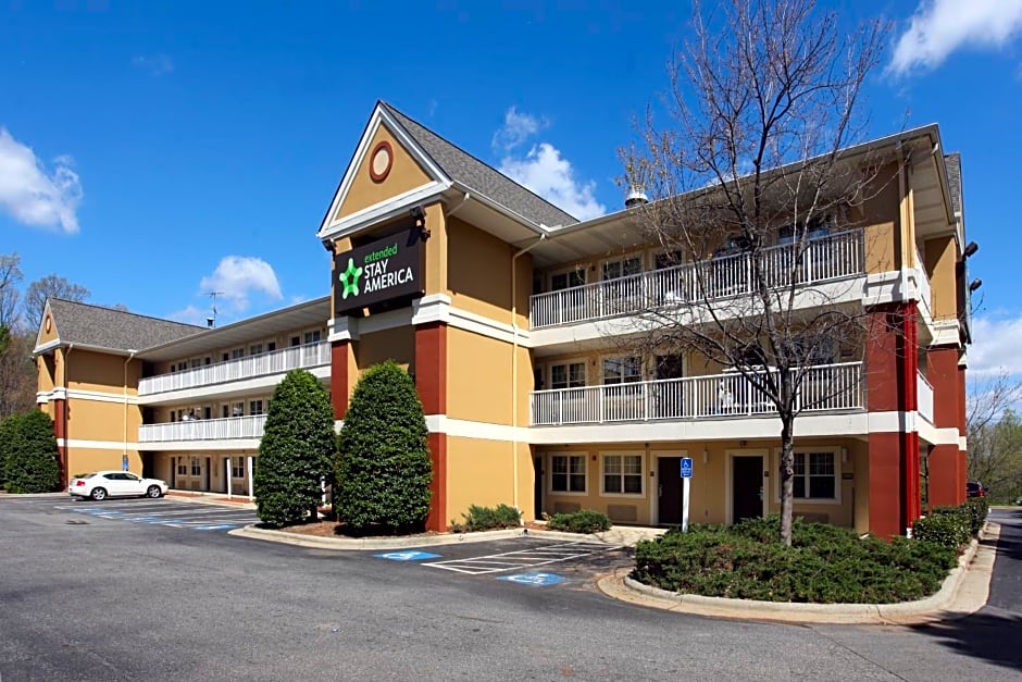 Extended Stay America Suites - Greensboro - Wendover Ave. - Big Tree Way