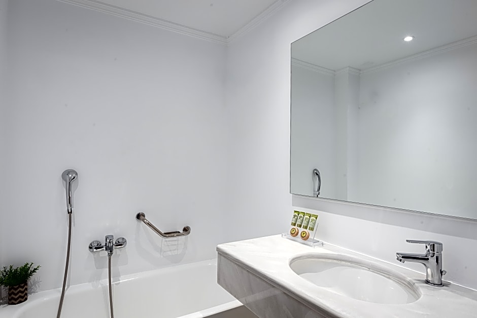 Photo 1 of 17 of Standard 2 Beds