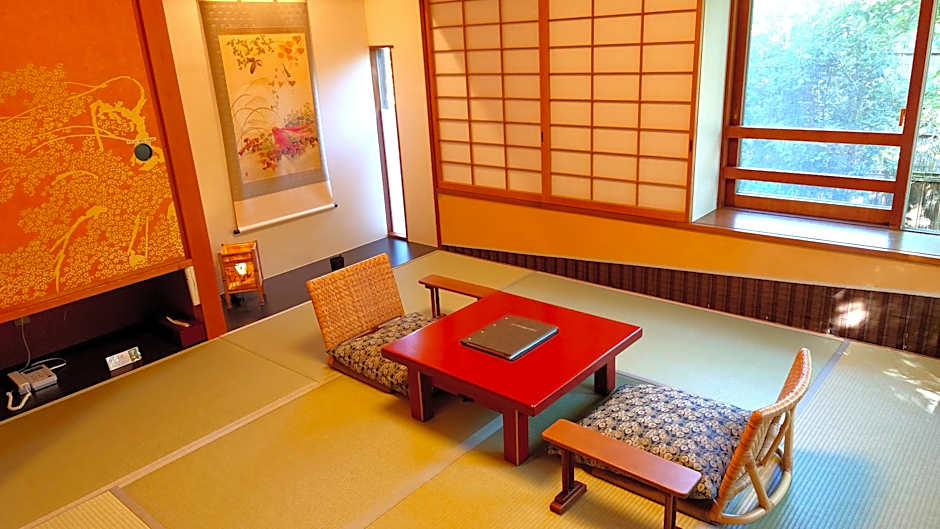 Izukogen Shirogasaki Onsen Hanafubuki