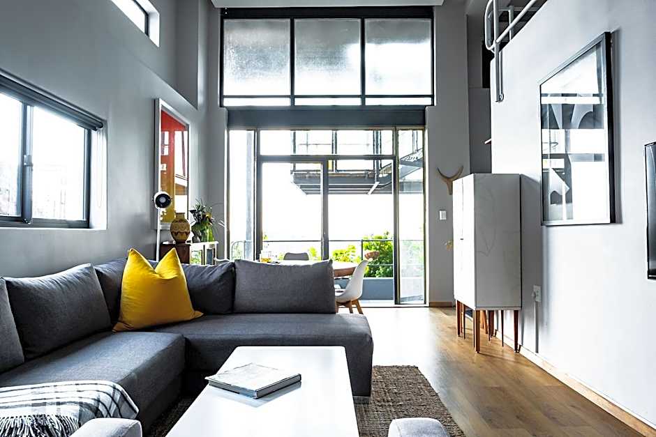 Pablo House Melville