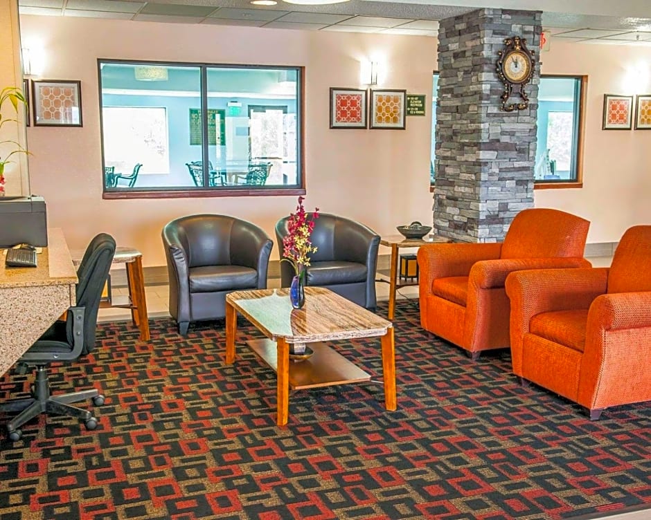 Quality Inn & Suites South Bend Airport