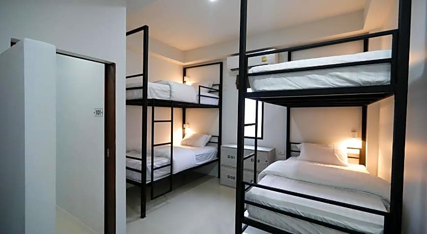 Tall Tree Poshtel Phuket