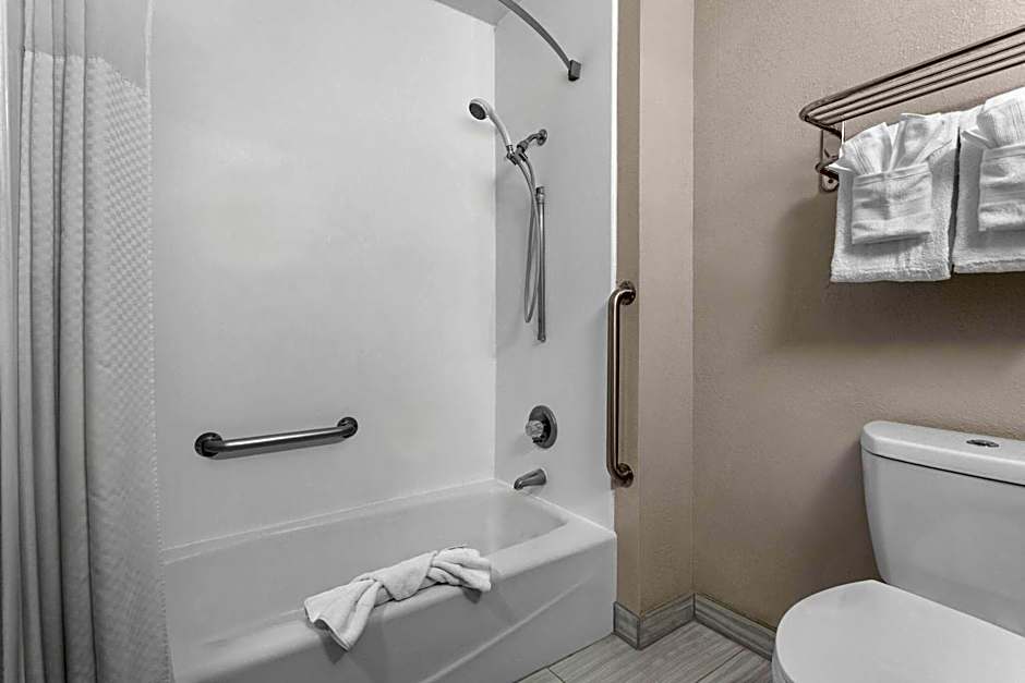 Days Inn by Wyndham Rawlins