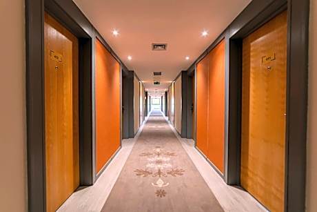 Melia Guestroom Twin