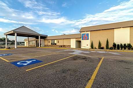 Motel 6-York, NE
