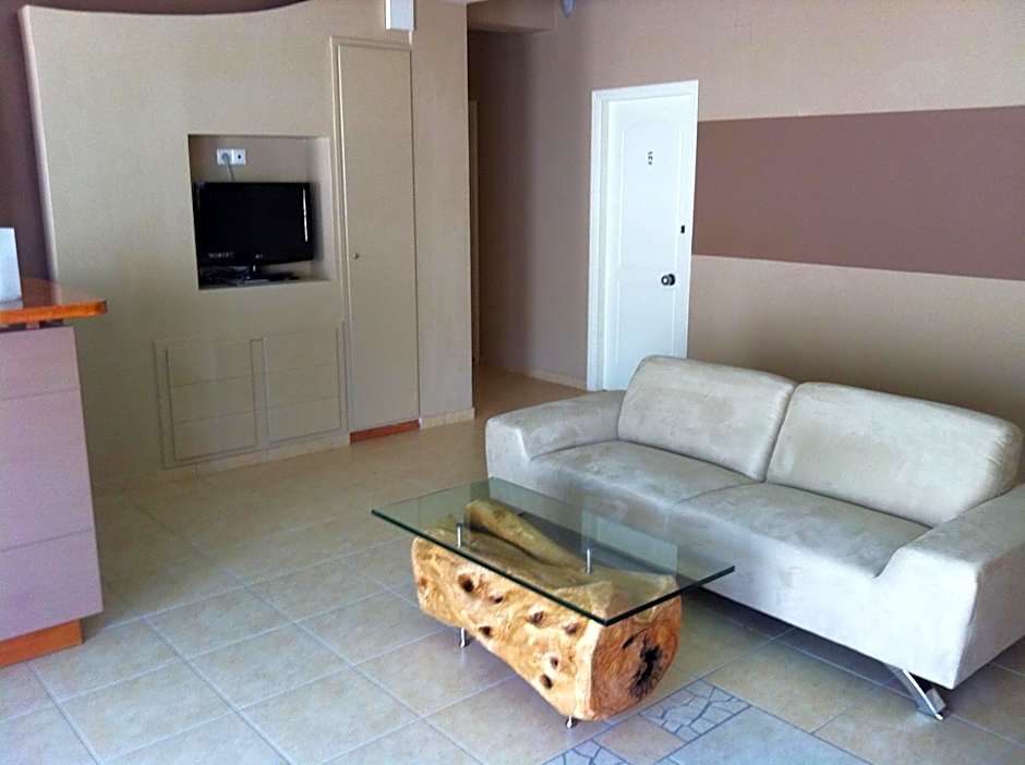 Annema Hotel and Restaurant