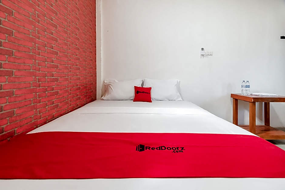 RedDoorz Syariah near Jakabaring Sport City Palembang