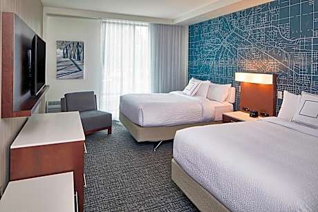 Suite, 2 Queen, Sofa bed