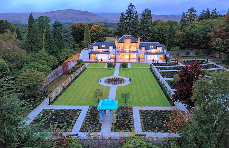 Inverlochy Castle Hotel