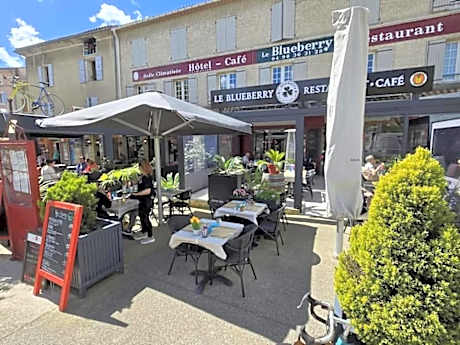 Hôtel-Restaurant Le Blueberry