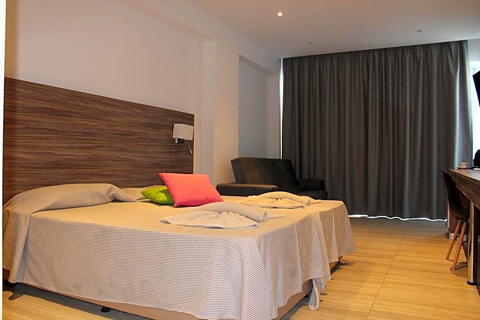 Fedrania Gardens Hotel