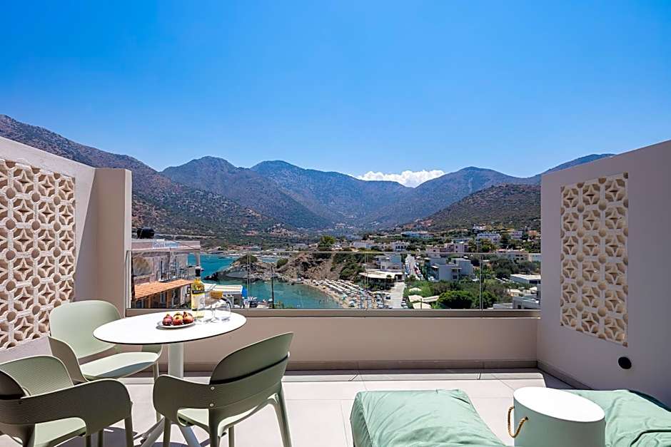 Mira Mare Luxury Residence