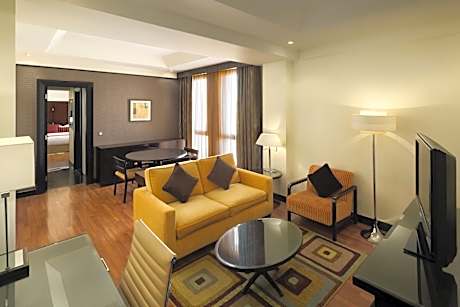 Junior King Suite - Smoking