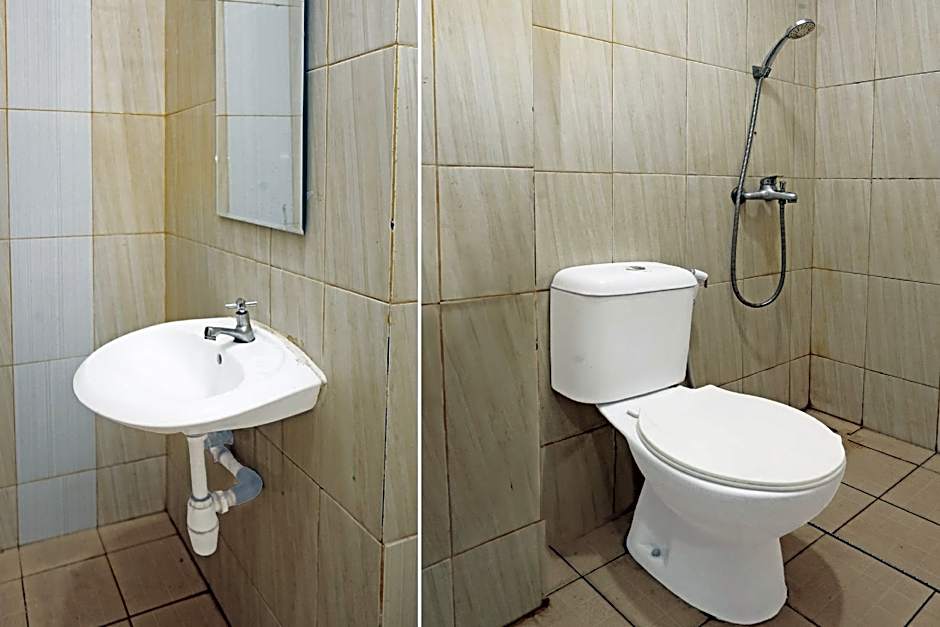 Hotel O Surabaya near Surabaya Town Square formerly Kupang Gunung Residence