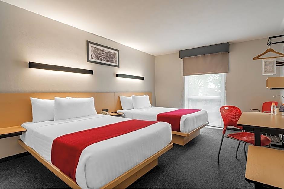 City Express by Marriott Querétaro Juríca