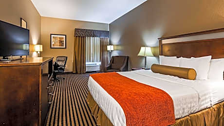 1 King Mobility Accessible Bathtub Microwave Fridge Wi-Fi Non-Smoking Full Breakfast