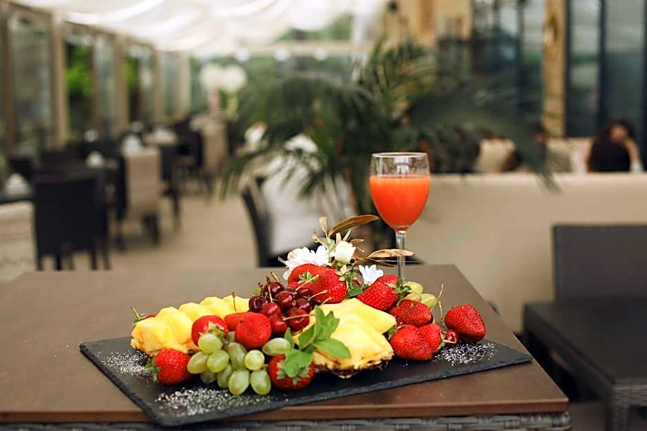 Nadiya Hotel